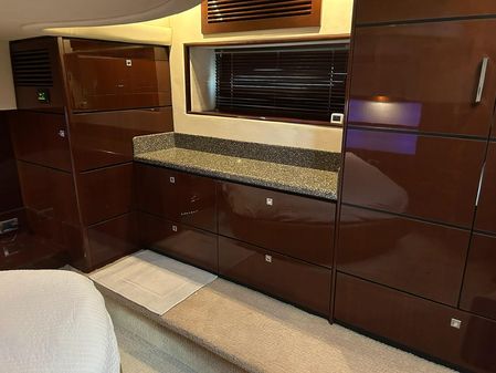 Sea Ray 47 Sedan Bridge image