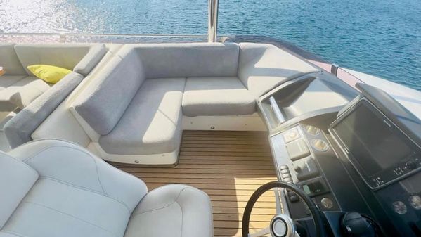 Princess Yachts 82 image