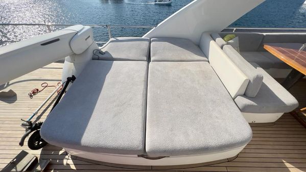 Princess Yachts 82 image