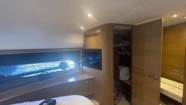 Princess Yachts 82 image