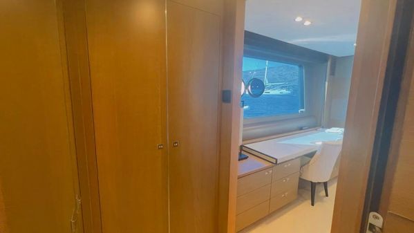 Princess Yachts 82 image