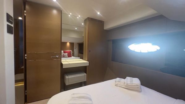 Princess Yachts 82 image