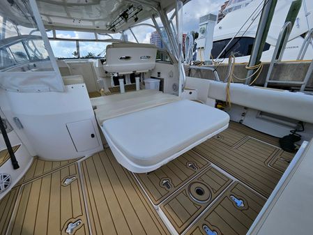 Intrepid 430 Sport Yacht image