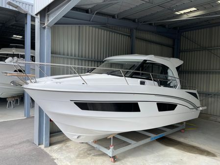 Beneteau Antares 9 OB image