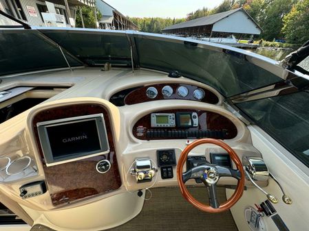 Sea Ray 380 Sundancer image