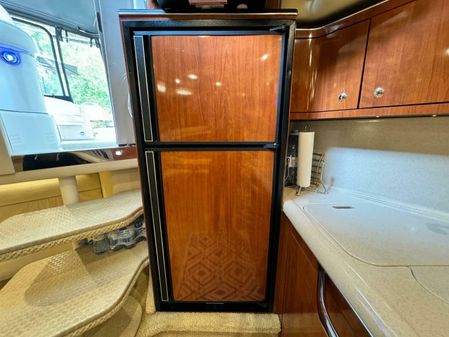 Sea Ray 380 Sundancer image