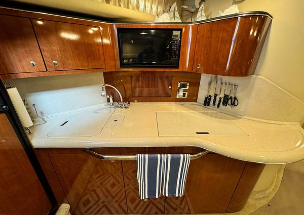 Sea Ray 380 Sundancer image