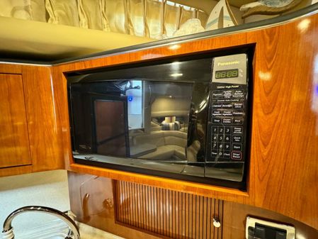 Sea Ray 380 Sundancer image