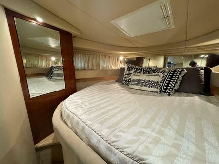 Sea Ray 380 Sundancer image