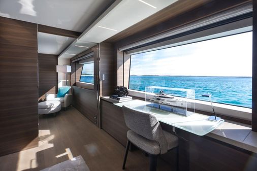 Custom Line Custom Line Navetta 37 image