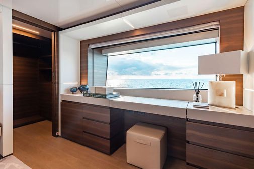 Custom Line Custom Line Navetta 37 image