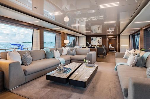 Custom Line Custom Line Navetta 37 image