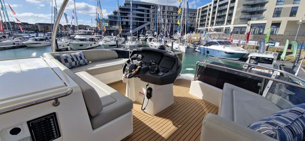 Aquila 44 Yacht image