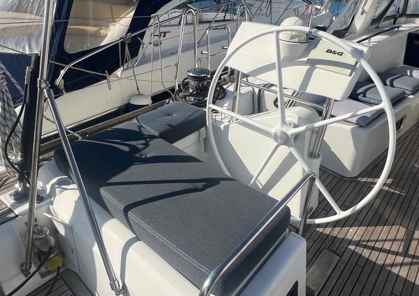 Beneteau Oceanis 60 image