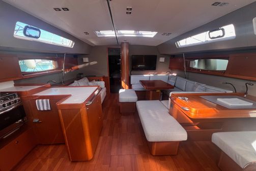 Beneteau Oceanis 60 image