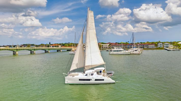 Catana 42 - main image