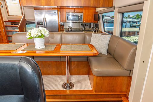 Pacific Mariner 85 Motor Yacht image