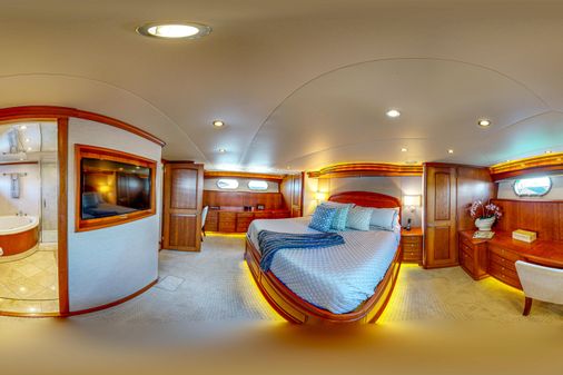 Pacific Mariner 85 Motor Yacht image