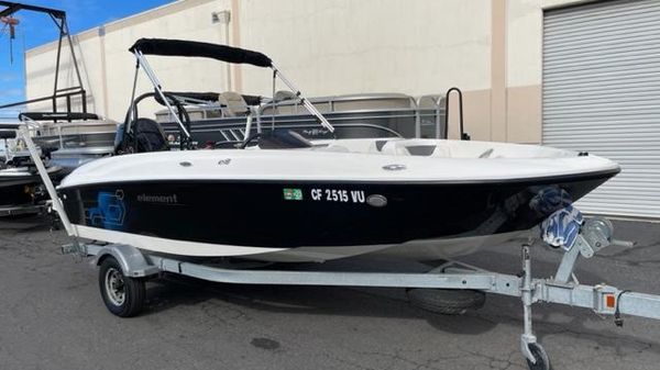 Bayliner Element E18