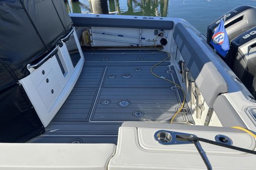 Boston Whaler 420 Outrage image