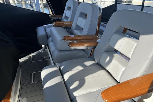 Boston Whaler 420 Outrage image