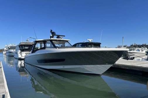 Boston Whaler 420 Outrage image