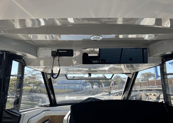 Boston Whaler 420 Outrage image