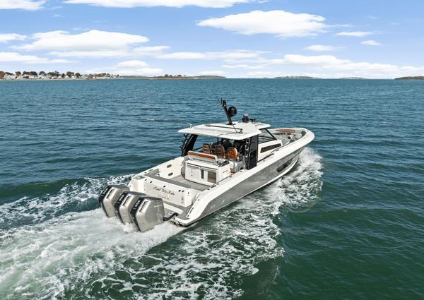 Boston Whaler 420 Outrage image