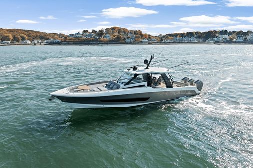 Boston Whaler 420 Outrage image