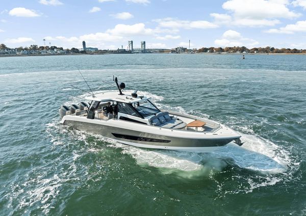 Boston Whaler 420 Outrage image