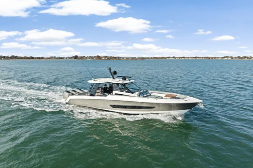 Boston Whaler 420 Outrage image