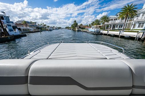 Sunseeker 60 EVO PREDATOR image