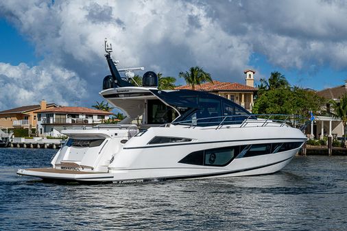 Sunseeker 60 EVO PREDATOR image