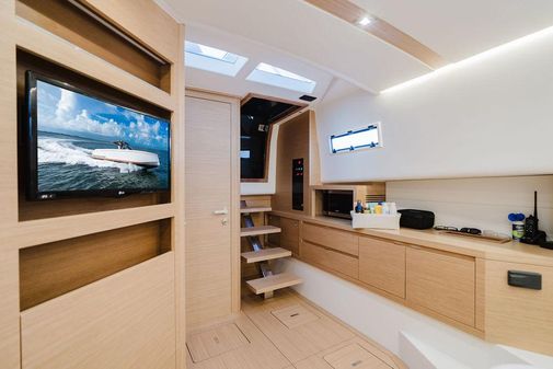 Pardo Yachts Pardo 43 image