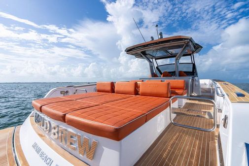 Pardo Yachts Pardo 43 image