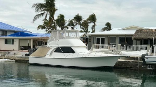 Henriques 42 Flybridge