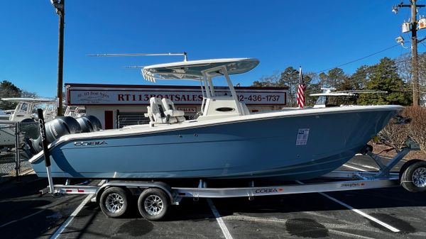 Cobia 280 Center Console