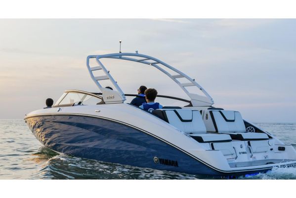 Yamaha-boats 252S - main image