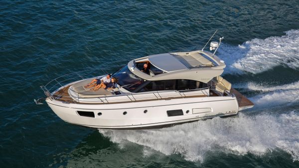 Bavaria Yachts Virtess 420 Coupe 