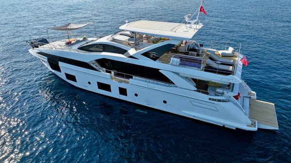 Azimut Grande 27M image