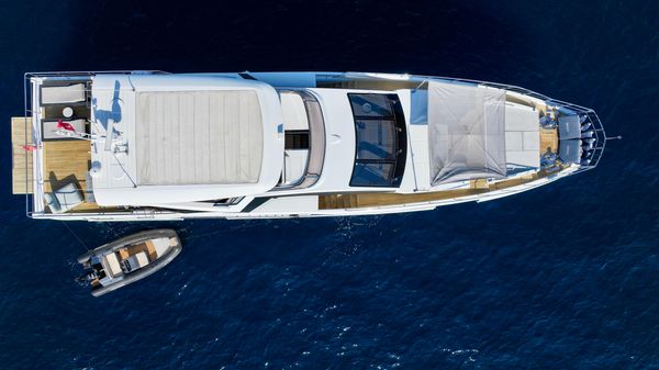 Azimut Grande 27M image