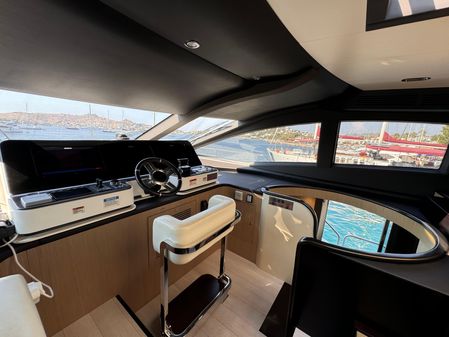 Azimut Grande 27M image