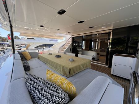 Azimut Grande 27M image