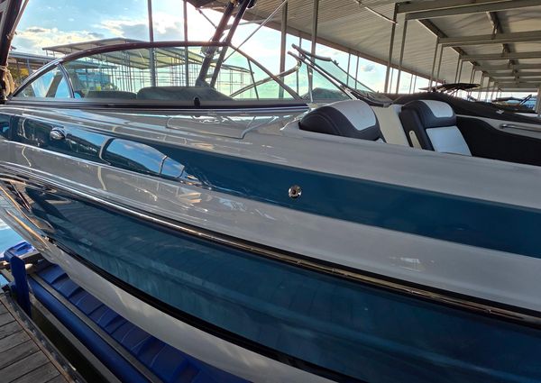Crownline 255 SS SURF image