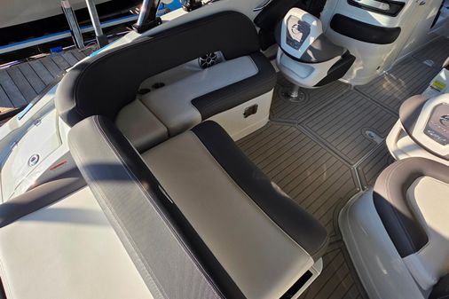 Crownline 255 SS SURF image