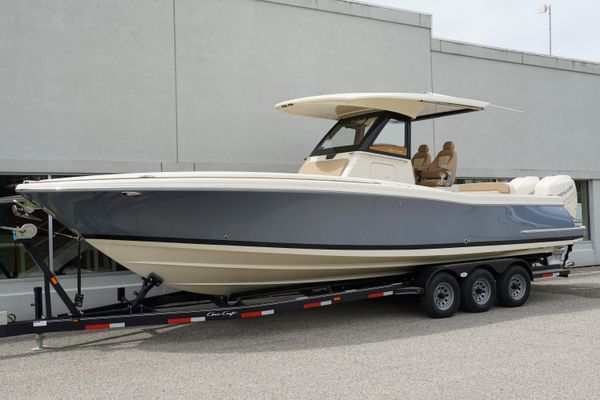 Chris-Craft Catalina 30 - main image