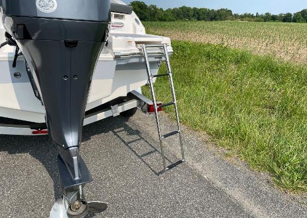 Chaparral 23-SSI-OB image