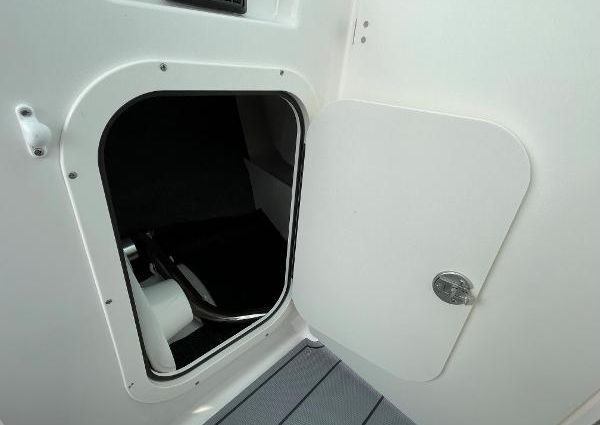 Chaparral 23-SSI-OB image