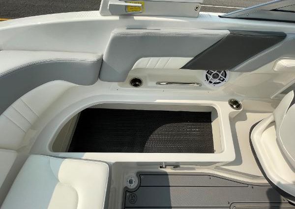 Chaparral 23-SSI-OB image