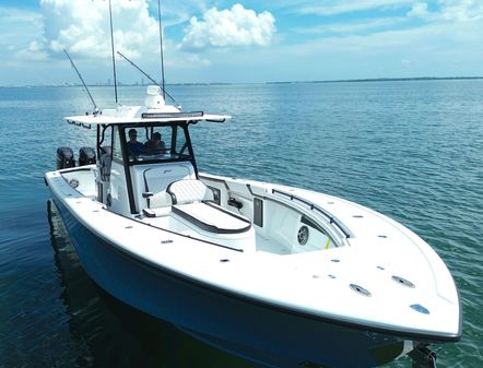 Yellowfin 39 image